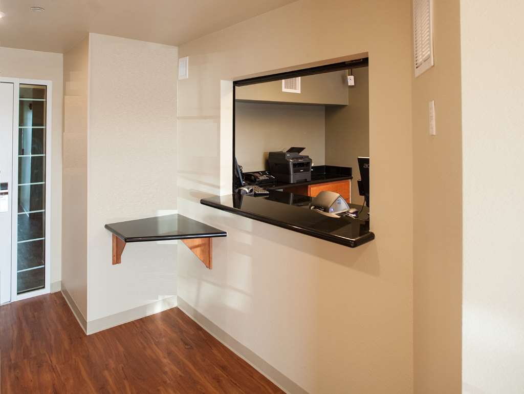 WoodSpring Suites Savannah Garden City Interior foto